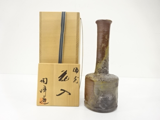 JAPANESE POTTERY / BIZEN WARE HANAIRE FLOWER VASE / ARTISAN WORK